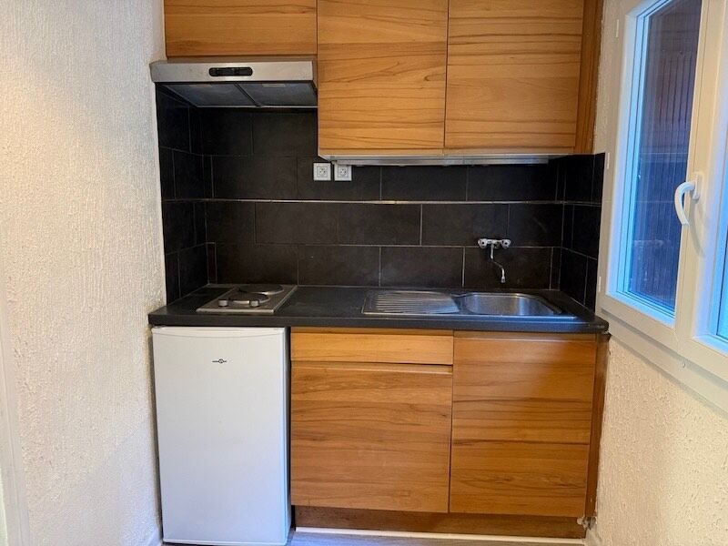 Appartement à louer, 18m², Sanary-sur-Mer