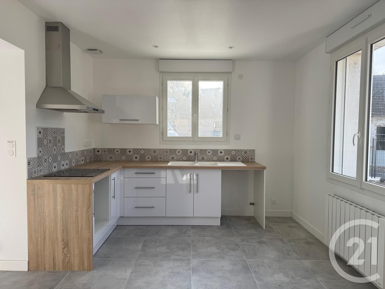 Maison à louer, 82m², Gilles