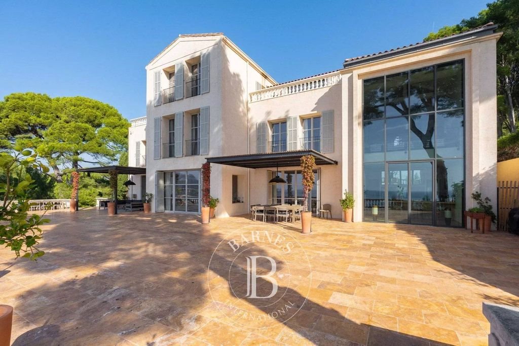 Maison à louer, 600m², Cassis