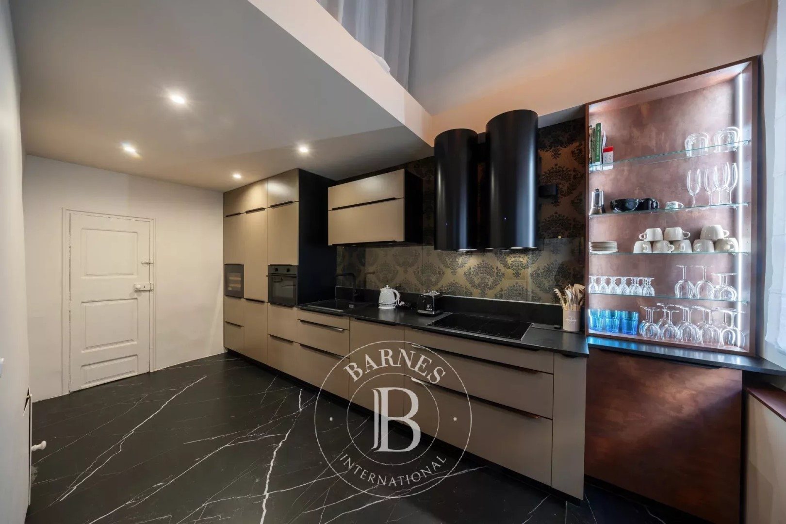 Appartement à louer, 246m², Aix-en-Provence