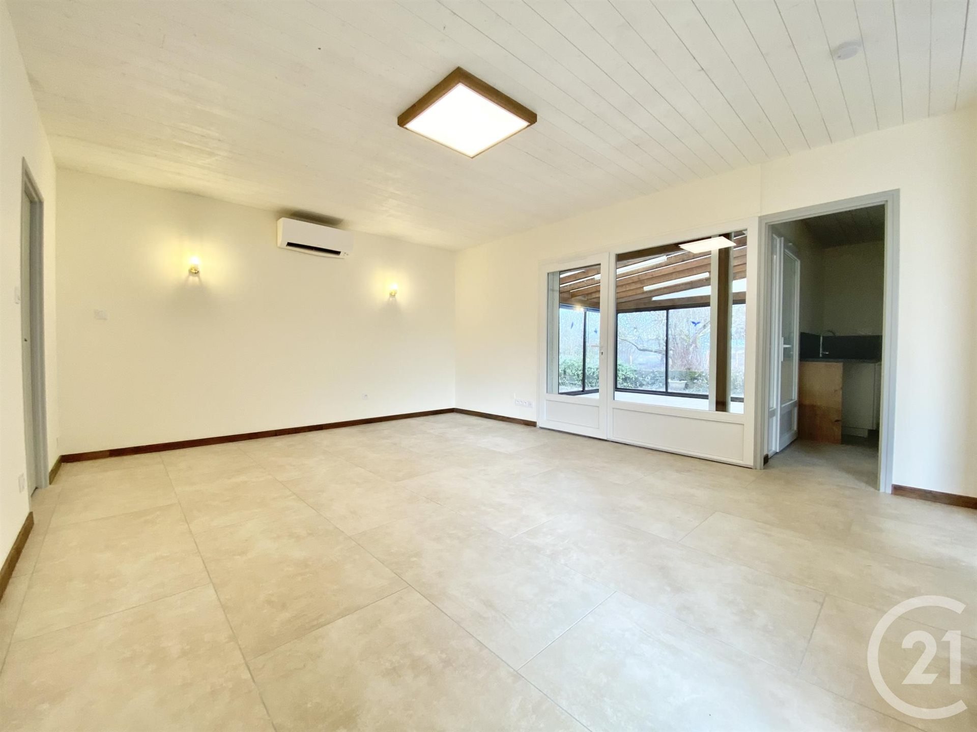 Maison à louer, 102m², Saint-André-le-Gaz