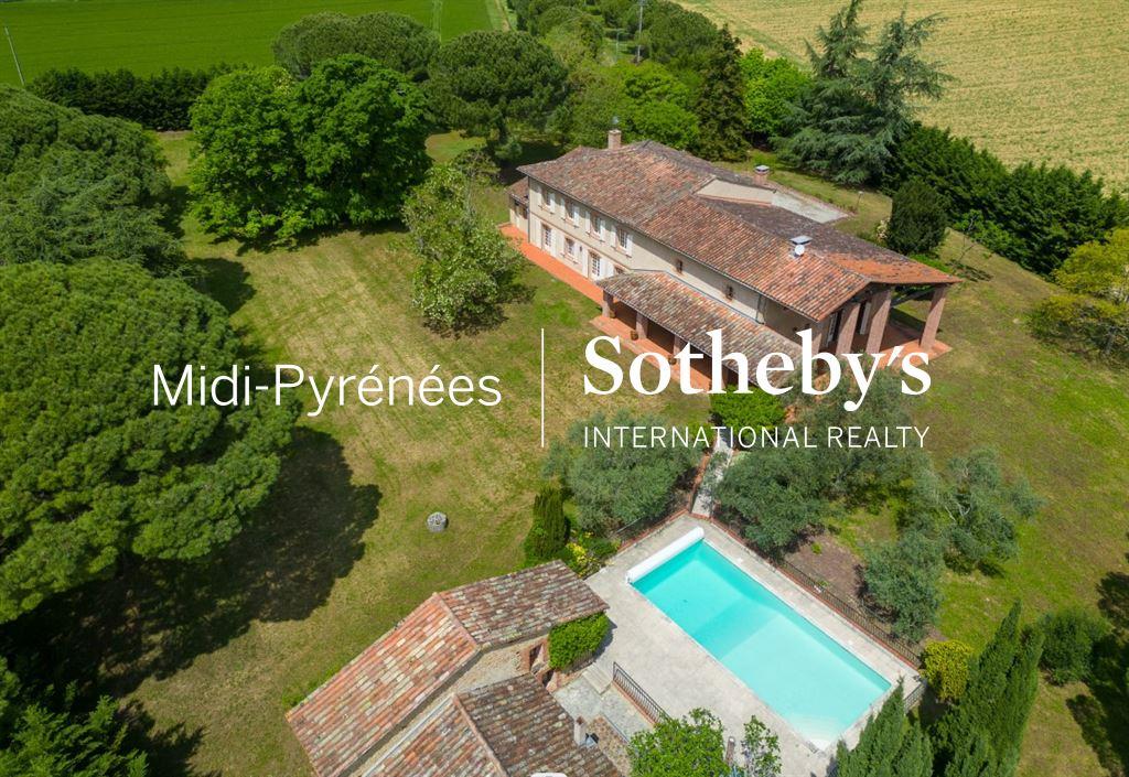 Lavaur-Toulouse axis, alone in the middle of fields but 5 minutes from all amenities