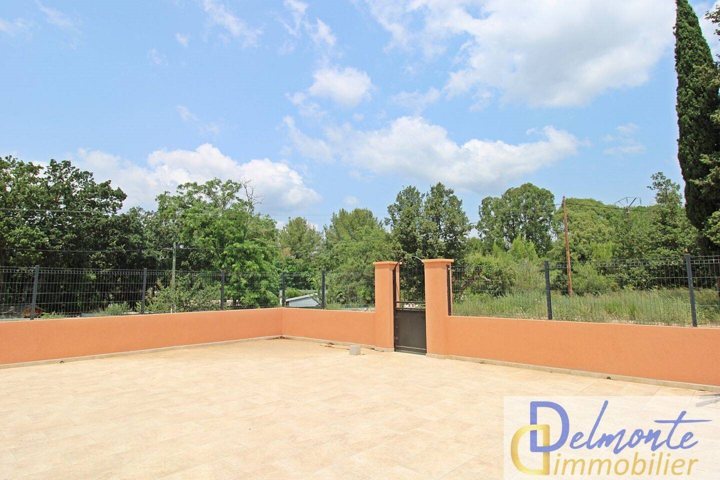 Maison à louer, 60m², La Londe-les-Maures