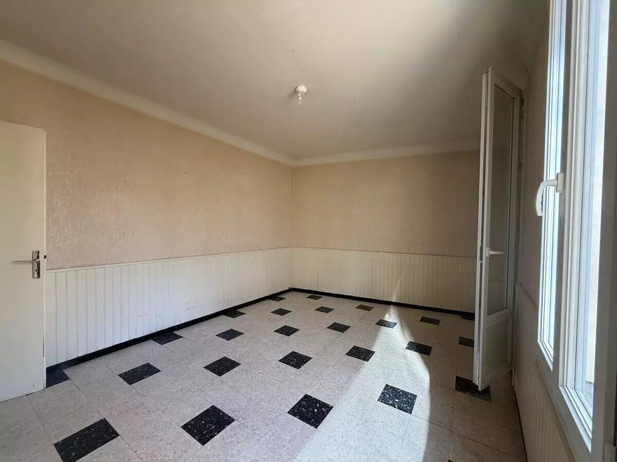 Appartement à louer, 87m², Vinça