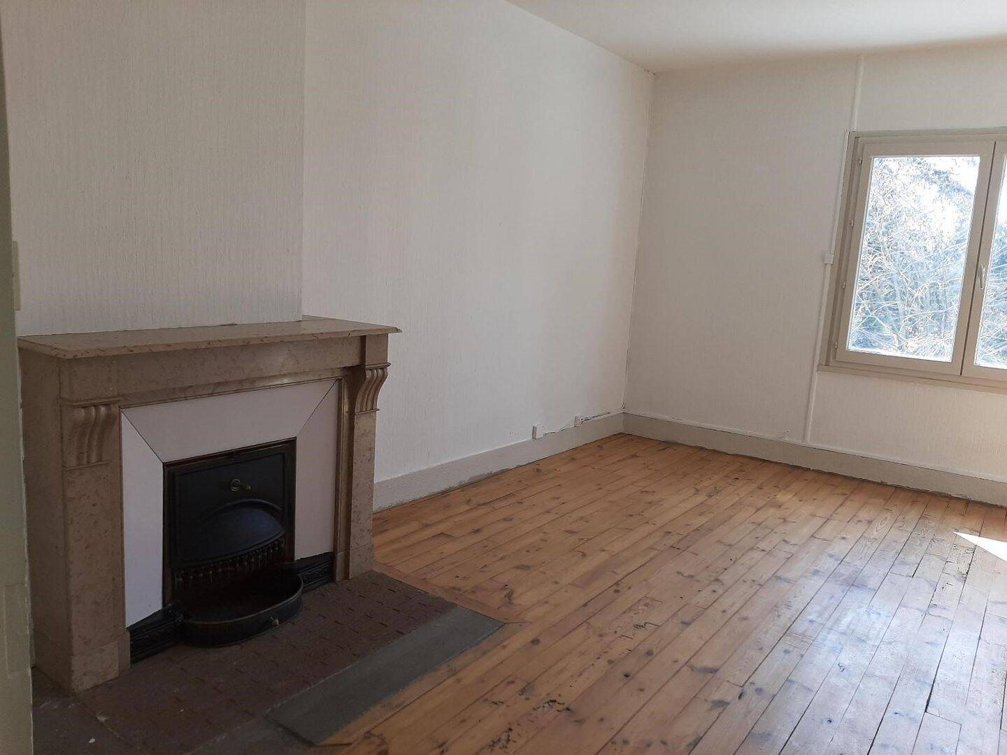 Appartement à louer, 78m², Saint-Just-Saint-Rambert