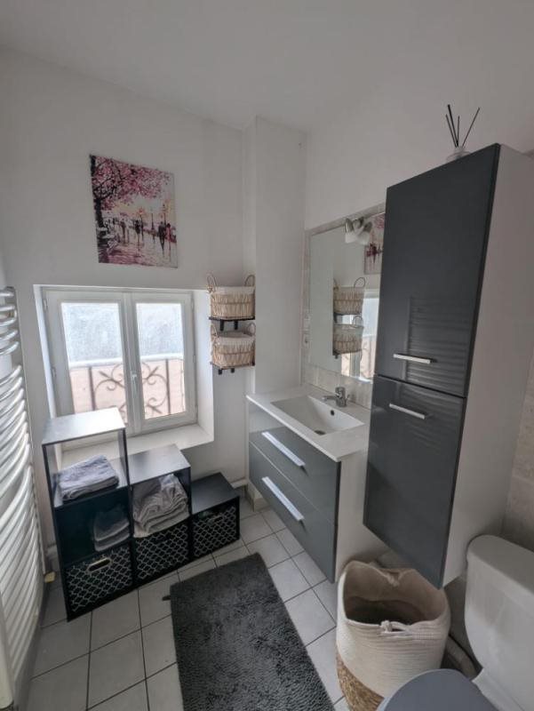 Appartement à louer, 54m², Lagnieu
