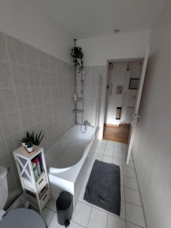 Appartement à louer, 54m², Lagnieu