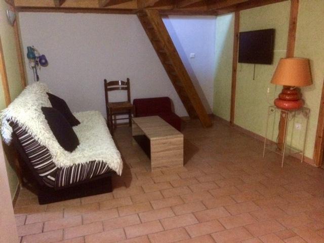 Appartement à louer, 57m², Montpezat-sous-Bauzon