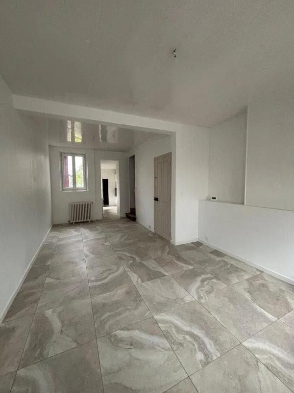 Maison à louer, 71m², Tergnier