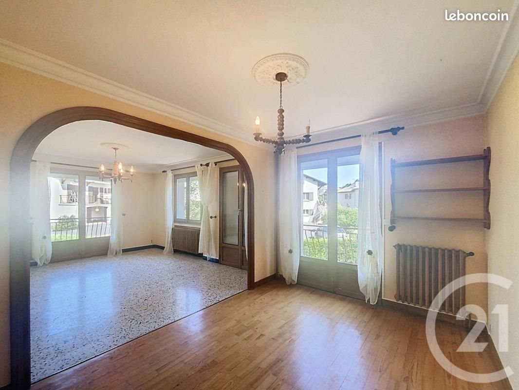 Maison à vendre, 107m², Yssingeaux
