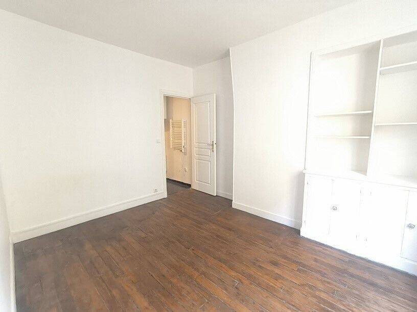 Appartement à louer, 29m², Paris 18ème