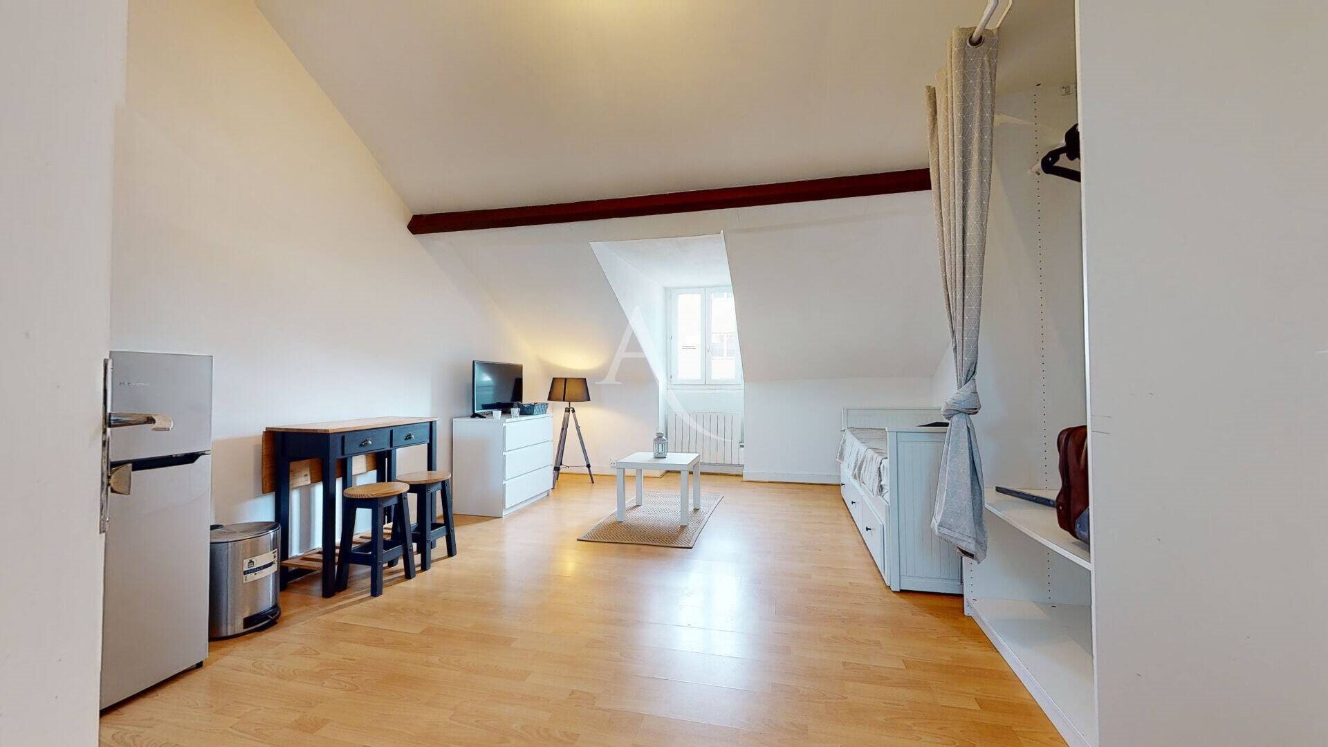 Appartement à louer, 20m², Poissy