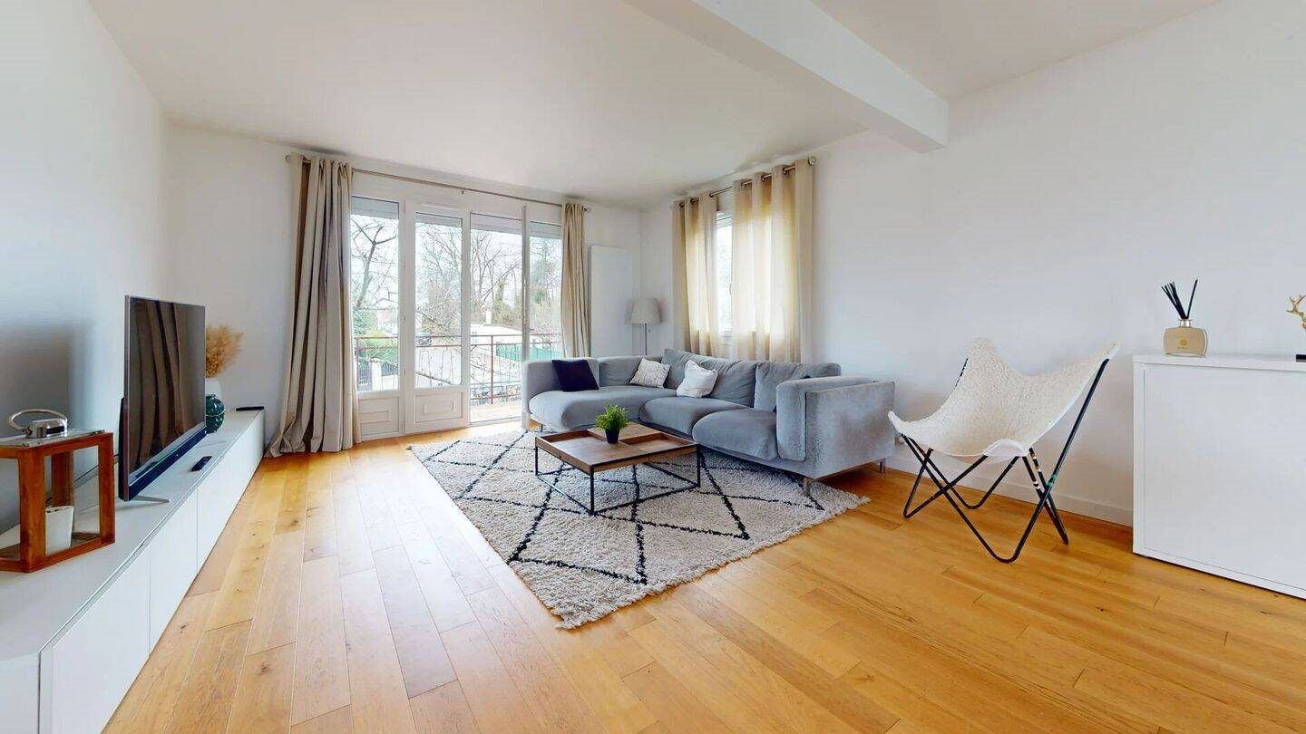 Maison à louer, 74m², Éragny