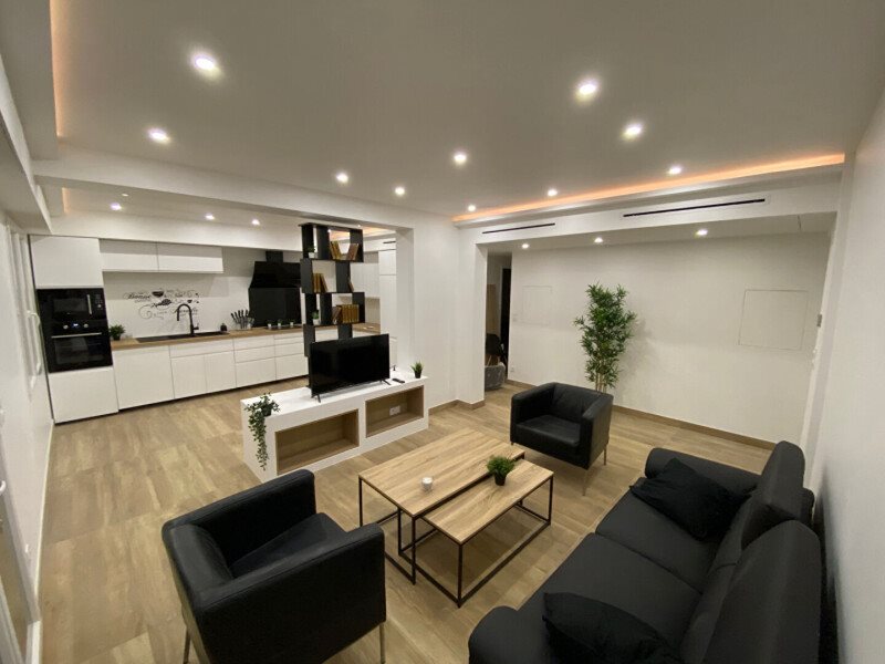 Appartement à louer, 77m², Nice