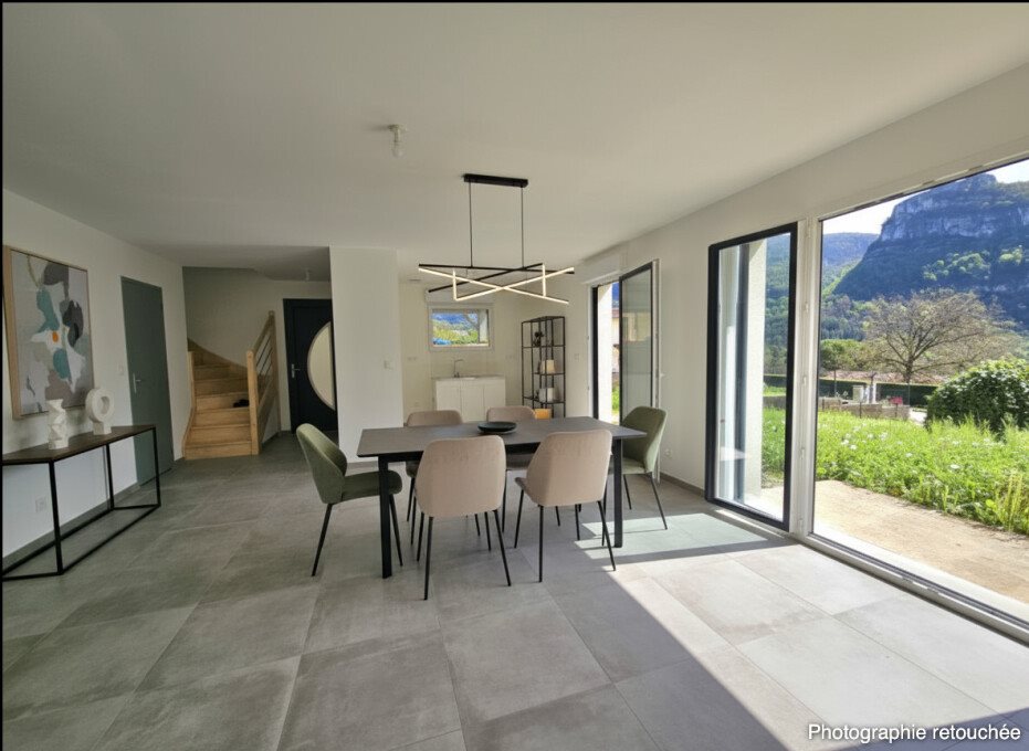 Maison à vendre, 114m², Tenay