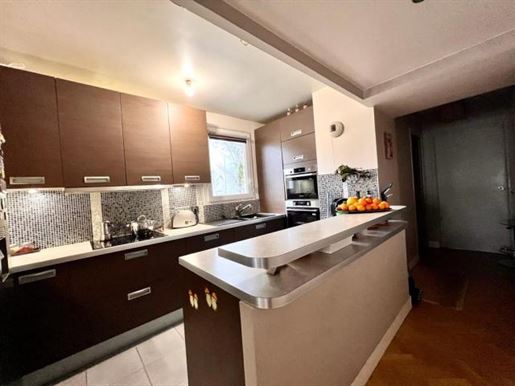 Cumpărare: Apartament (92000)