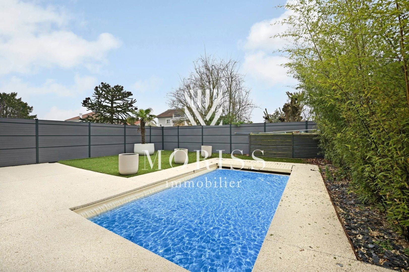 Maison à louer, 309m², Saint-Cloud