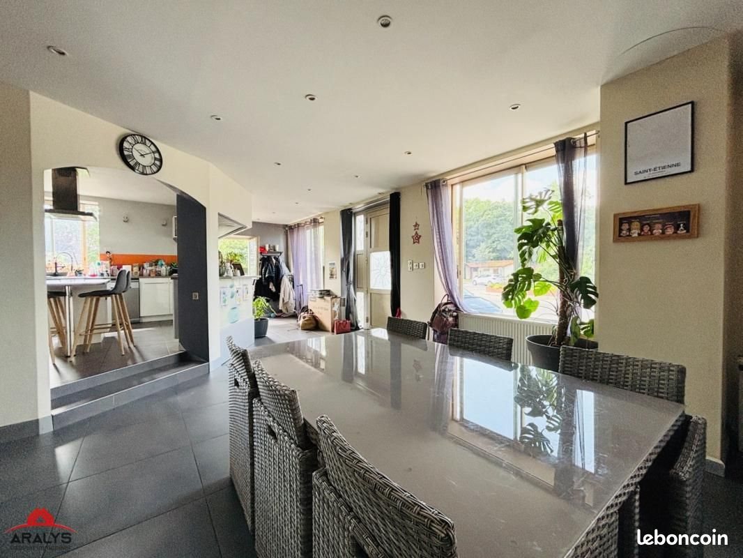 Maison à louer, 157m², Roanne