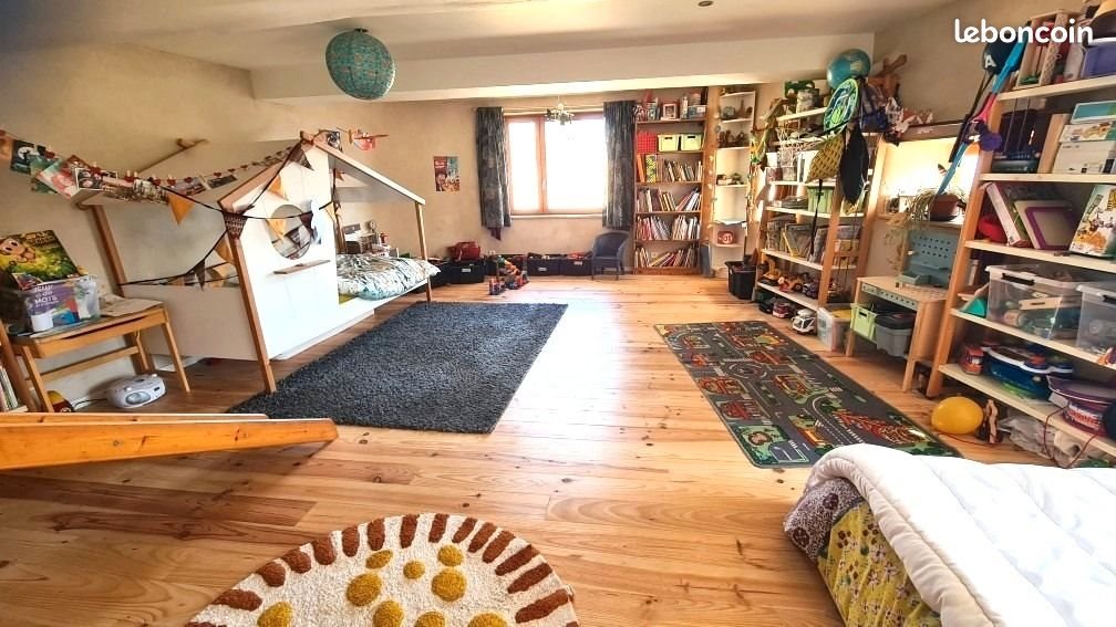 Maison à vendre, 170m², Ambierle