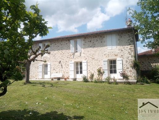 Superb presentation for this Restored Classic village Charente house and barn not far from Chasseneu