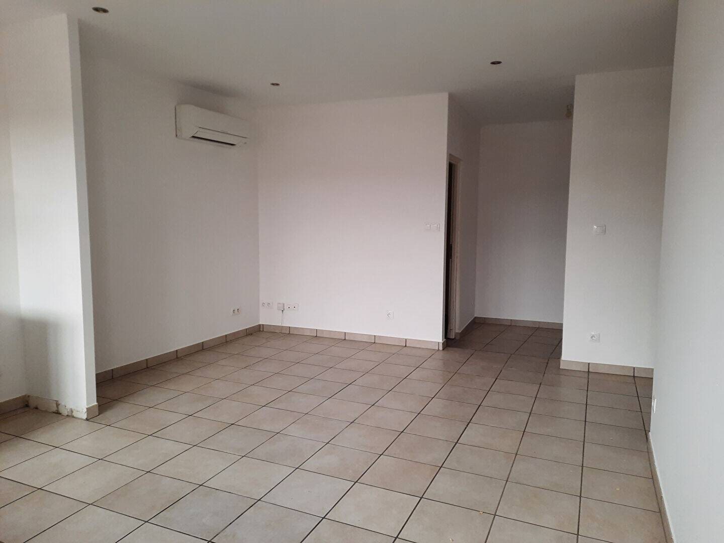 Appartement à louer, 58m², Sigean