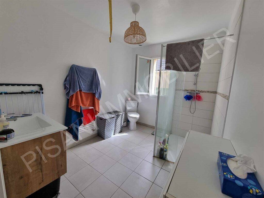 Maison à louer, 98m², Turretot