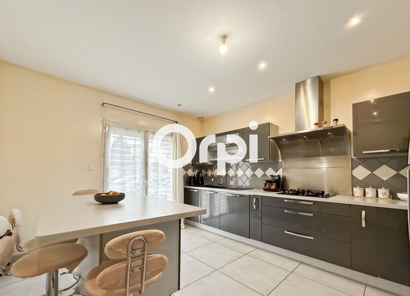 Maison à vendre, 141m², Chazelles-sur-Lyon