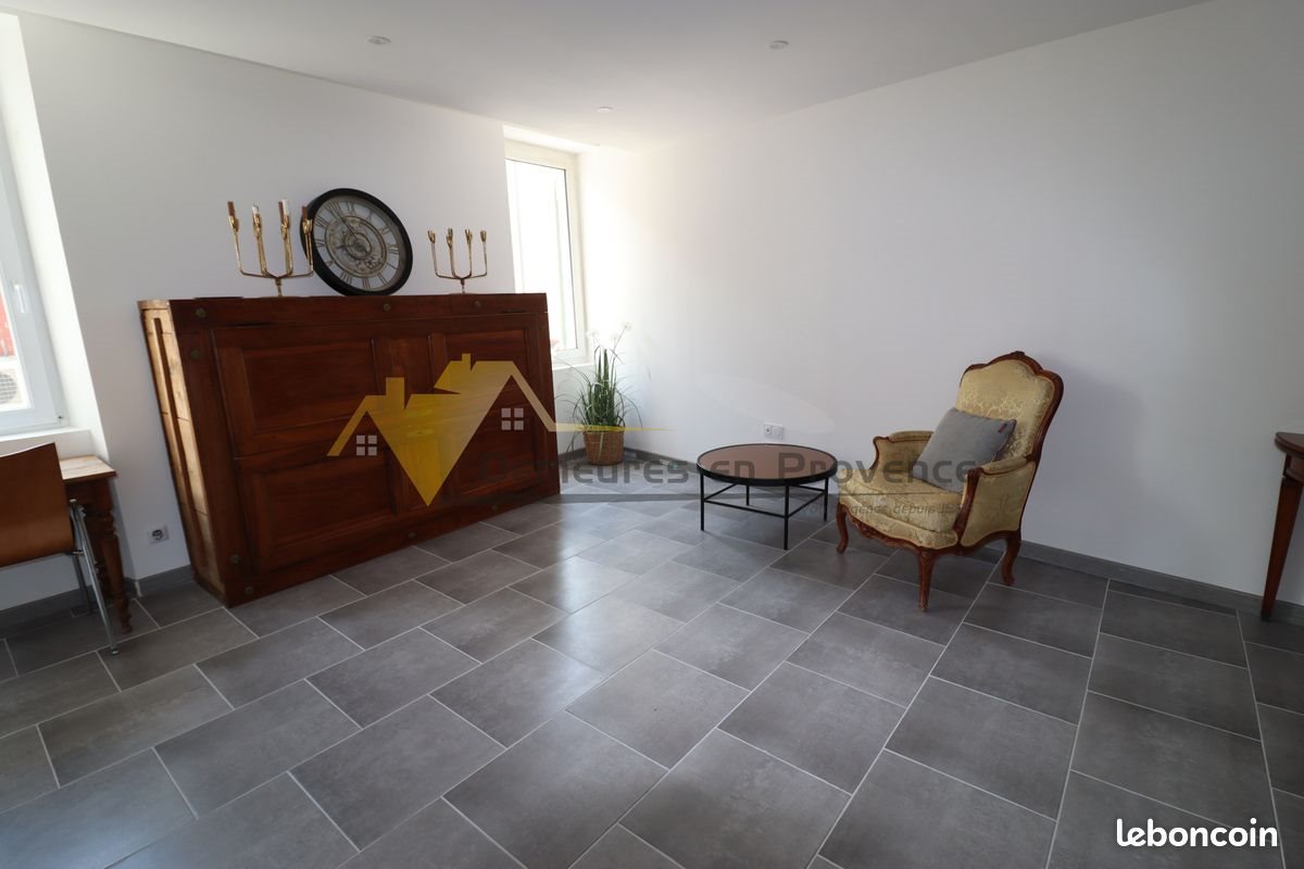 Appartement à louer, 38m², Vaison-la-Romaine