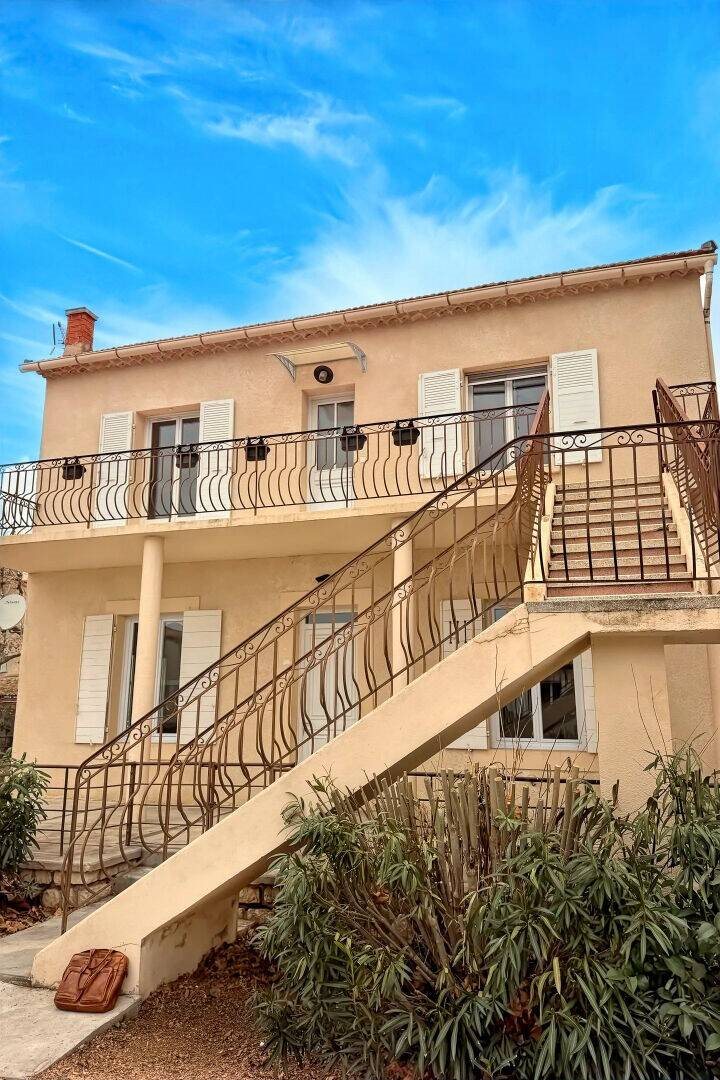 Appartement à louer, 80m², Lançon-Provence