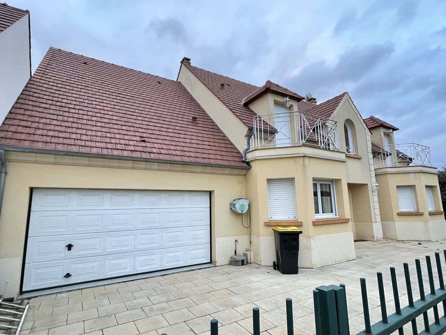 Maison à louer, 210m², Bussy-Saint-Georges