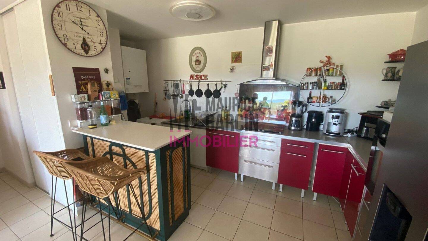 Appartement à vendre, 75m², Entraigues-sur-la-Sorgue