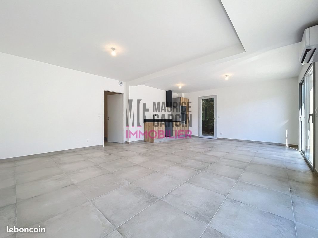 Appartement à louer, 92m², Pernes-les-Fontaines