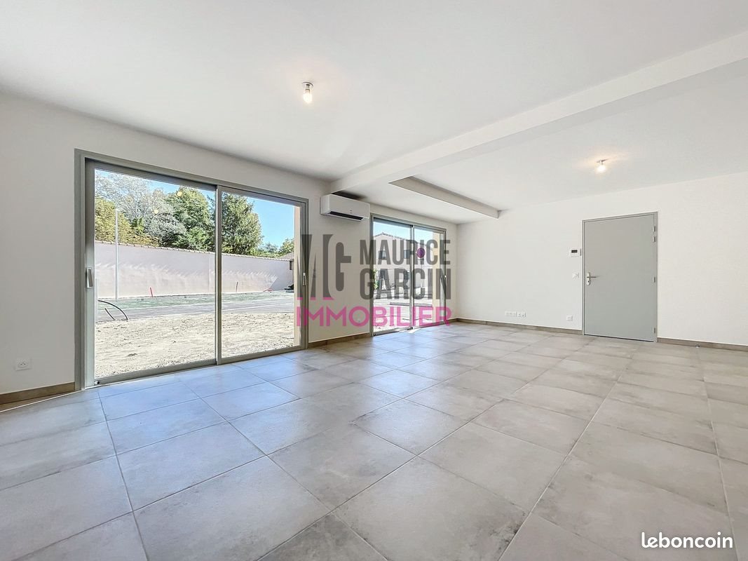 Appartement à louer, 92m², Pernes-les-Fontaines