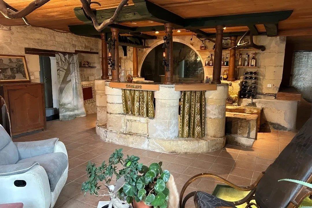 Maison à vendre, 244m², Saint-Jean-d'Angély