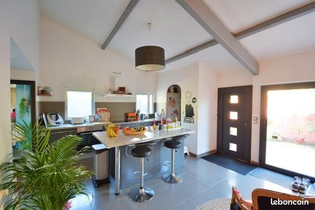 Maison à louer, 132m², Solliès-Pont