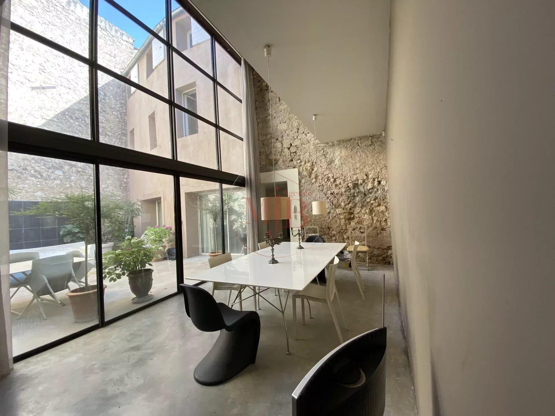 Appartement à vendre, 350m², Saint-Cannat