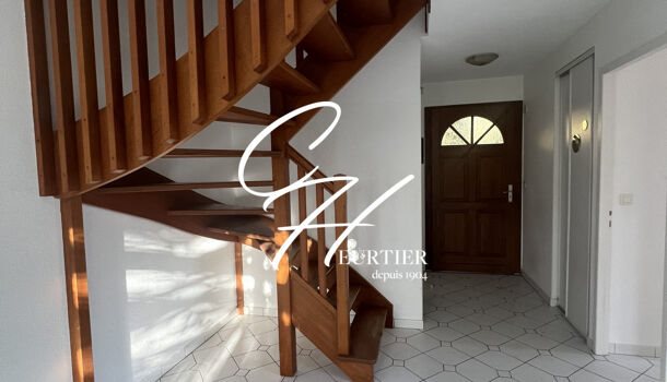 Maison à louer, 98m², Crolles