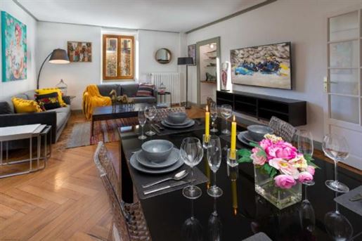 Three separate apartments in a Chalet in the Centre of Chamonix