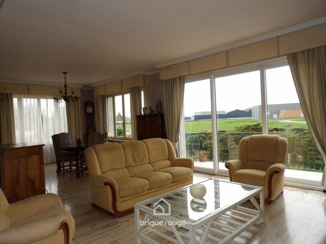 Maison à vendre, 240m², Illies