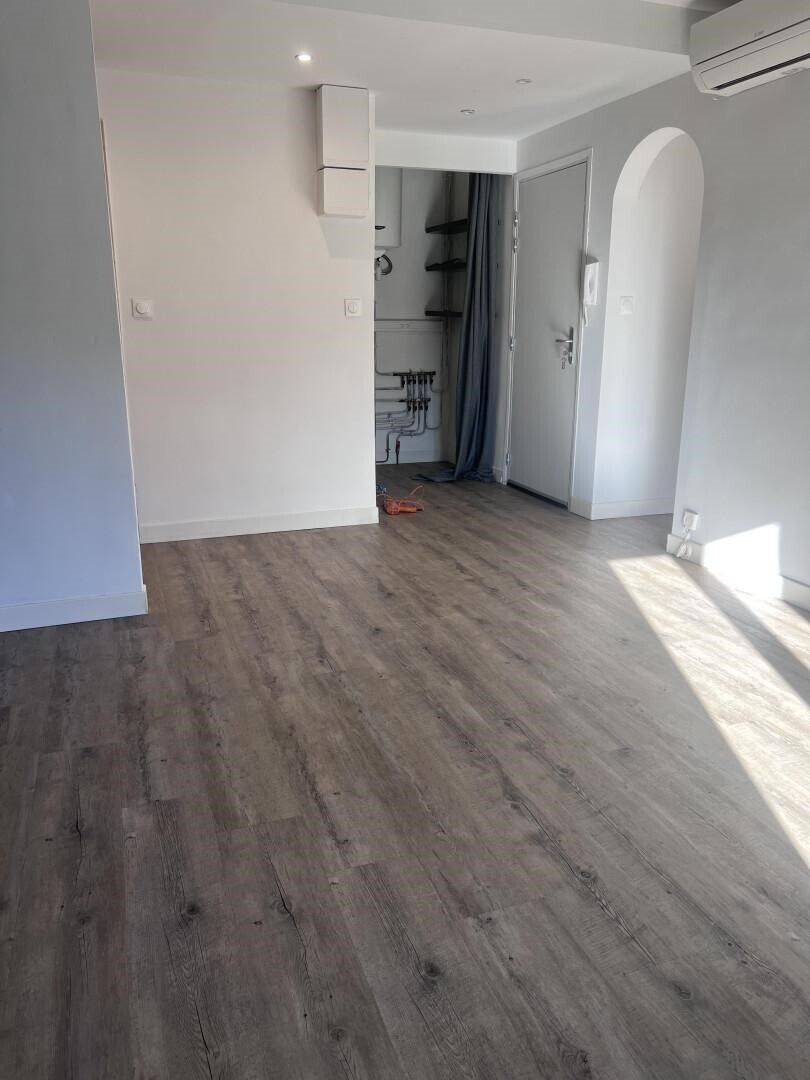 Appartement à louer, 57m², Marseille 11ème