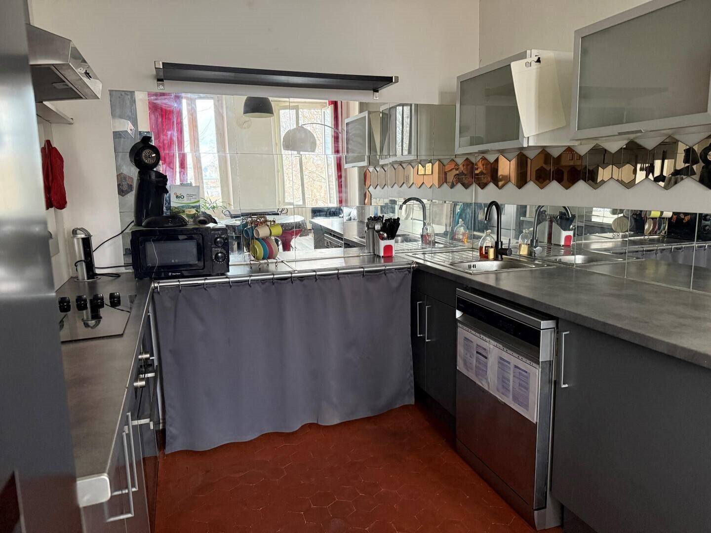 Appartement à louer, 60m², Marseille 16ème