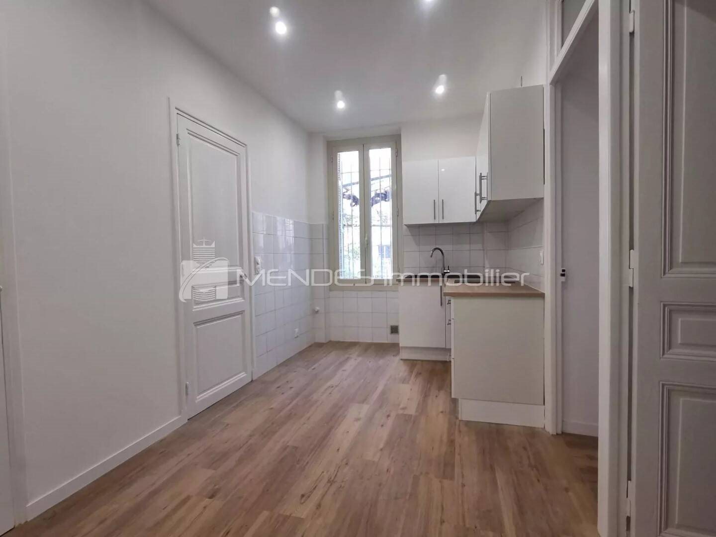 Appartement à louer, 42m², Beausoleil