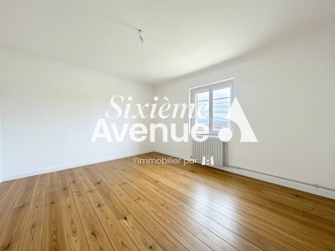 Appartement à vendre, 112m², Feyzin