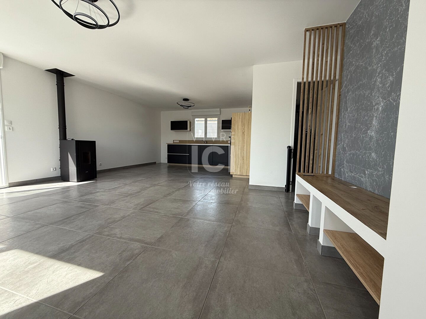 Maison à louer, 79m², Frossay