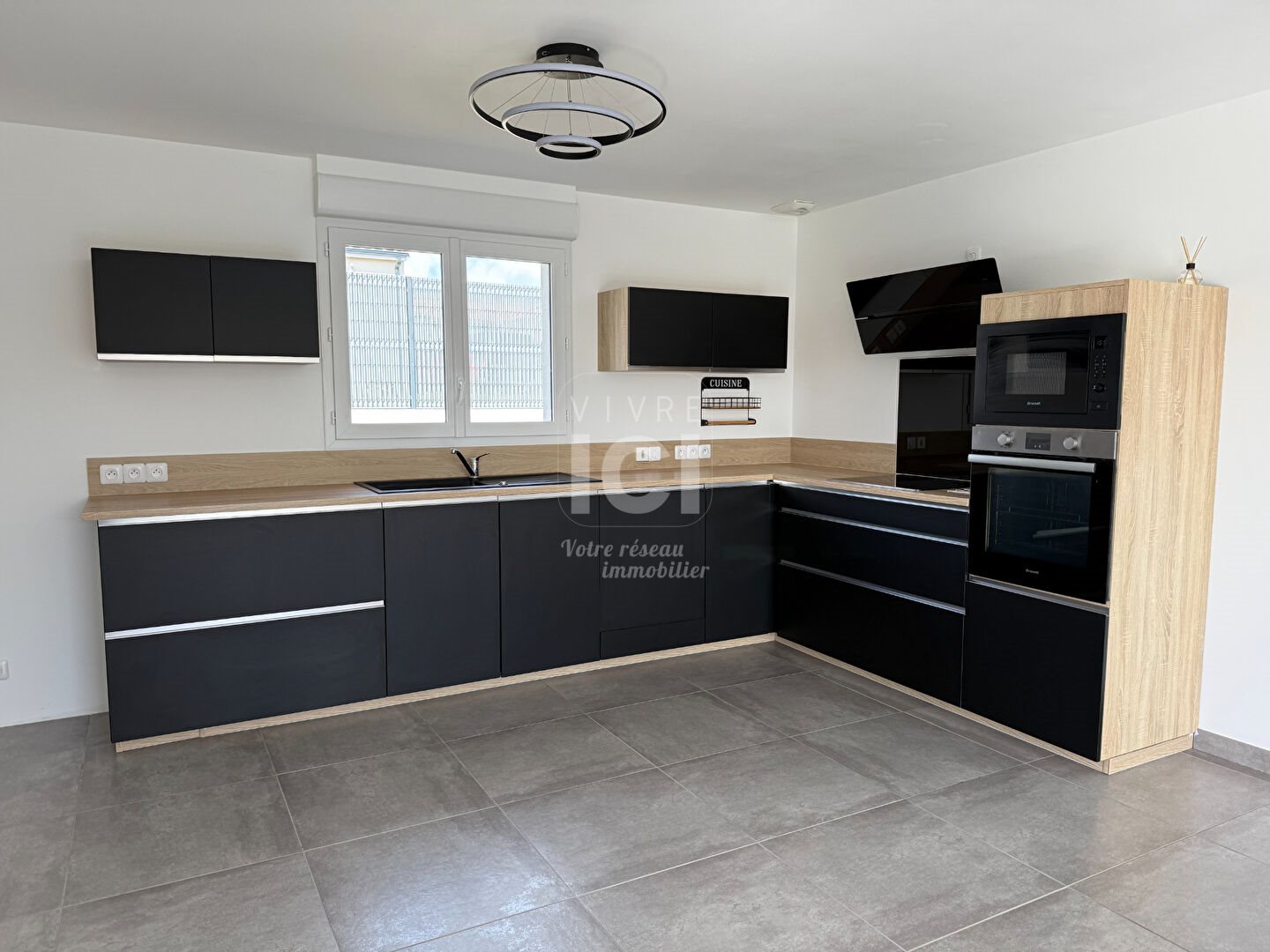 Maison à louer, 79m², Frossay