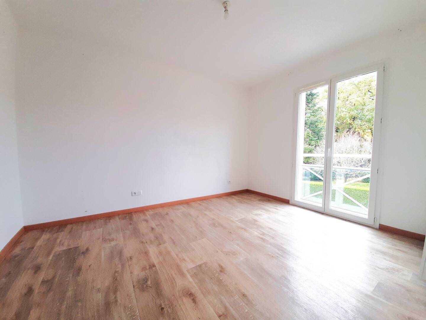 Maison à louer, 120m², Ferney-Voltaire