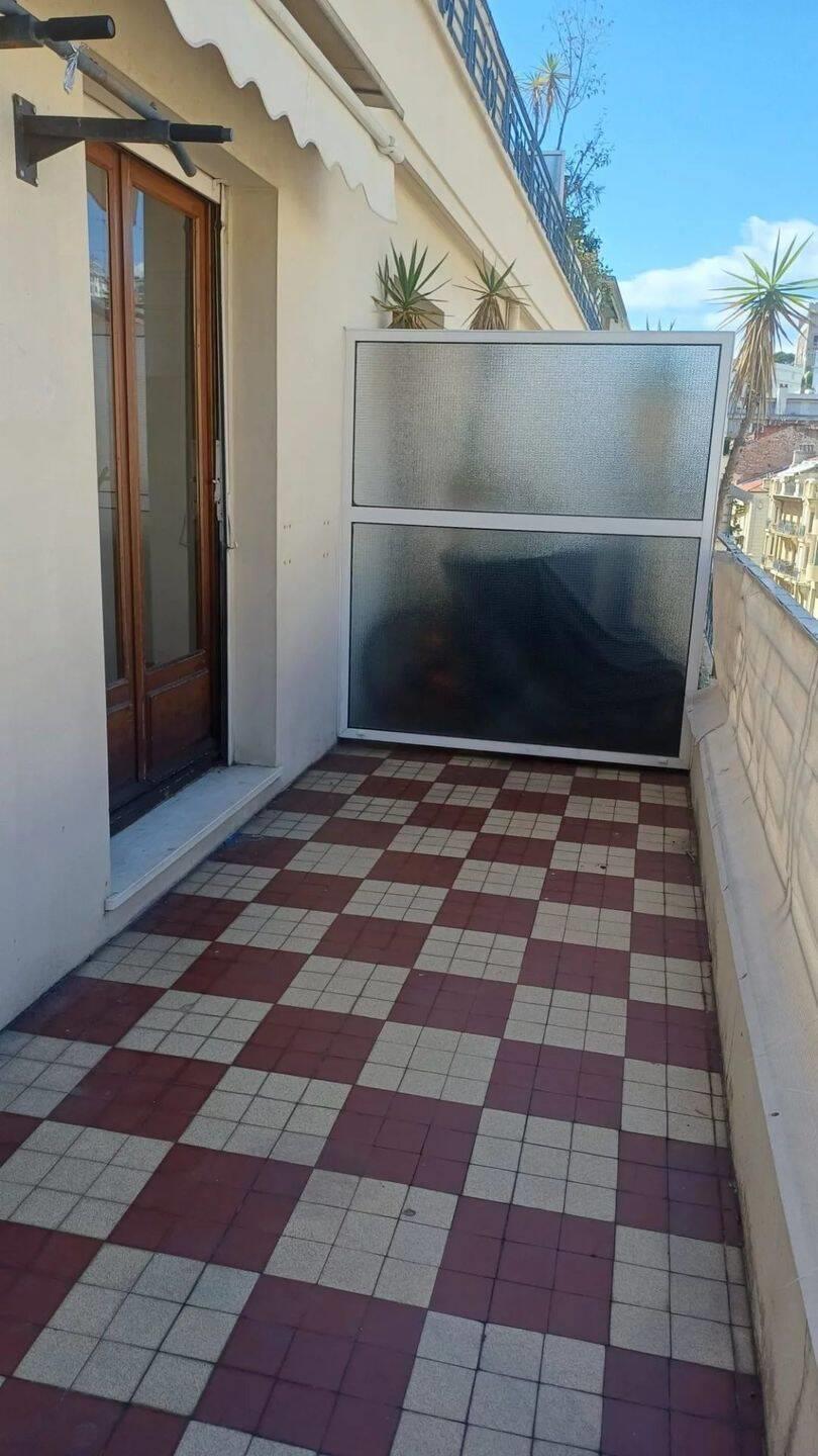 Appartement à louer, 64m², Nice