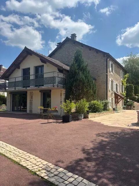 Maison à vendre, 300m², Saints-Geosmes