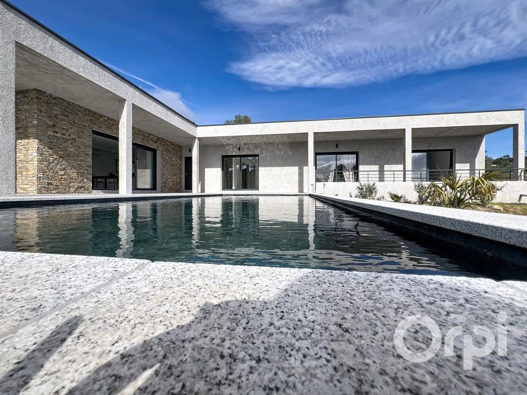 Maison à vendre, 147m², Lecci