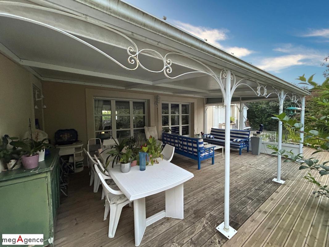 Maison à vendre, 156m², Sainte-Féréole